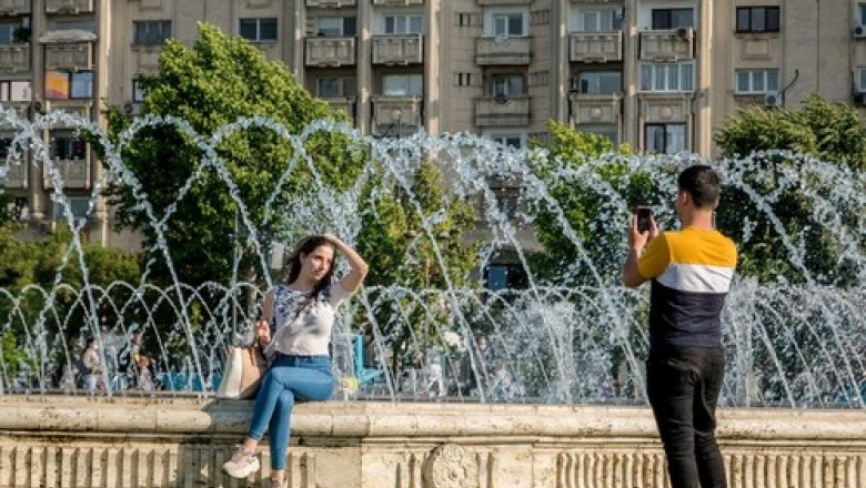 Weekend cu vreme de vara in Bucuresti. Temperaturi de august la final de octombrie Imagine
