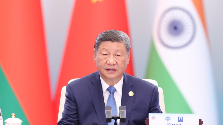 Xi Jinping promoveaza o noua ordine mondiala, flancat de liderii Rusiei si Indiei Imagine