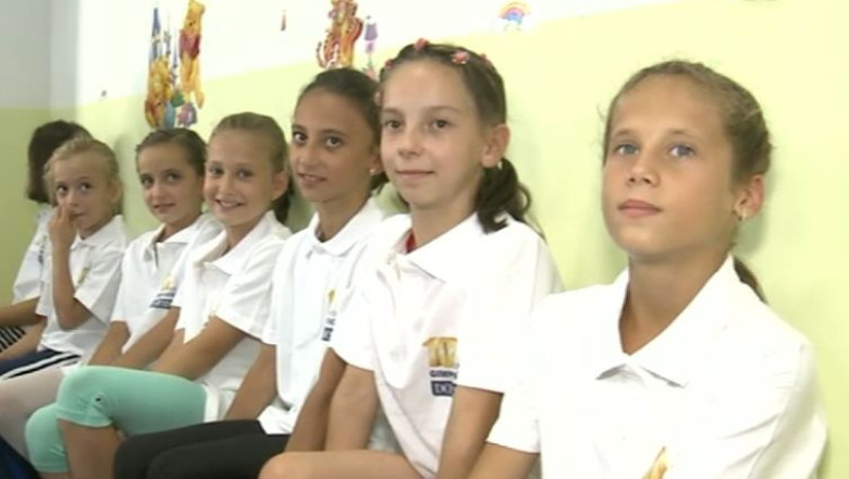 Zece burse de la „primul 10”. Fundatia Nadiei Comaneci sustine gimnastele de perspectiva Imagine