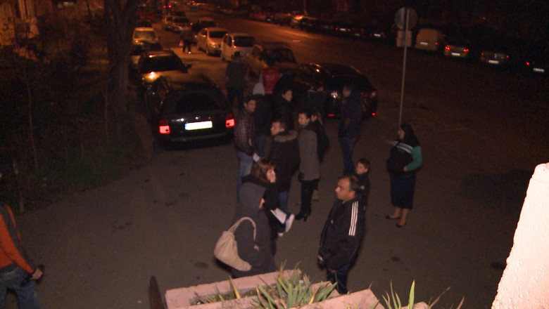 Zeci de bihoreni reclama ca au fost inselati de falsi angajatori. Acestia le-au promis slujbe in Germania Imagine