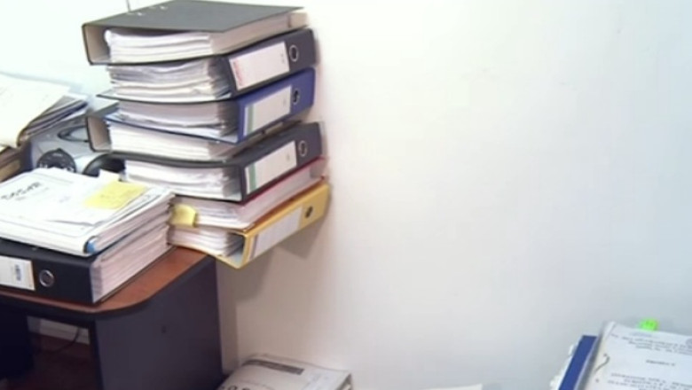 Zeci de judecatorii si parchete, la un pas sa fie inchise Imagine