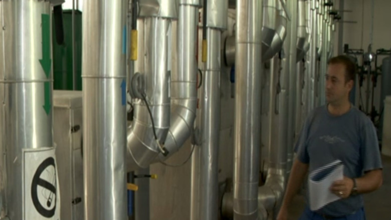 Zeci de mii de oameni din Bacau au ramas fara apa calda Imagine