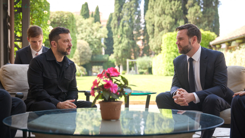 Zelenski anunta ca doreste sa incheie cu Rusia un armistitiu „complet si neconditionat cat mai curand posibil” Imagine