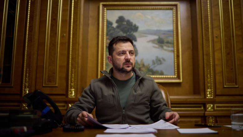 Zelenski: Felul in care Rusia se taraste in fata Iranului pentru drone arata slabiciune. Kremlinul isi recunoaste falimentul militar Imagine