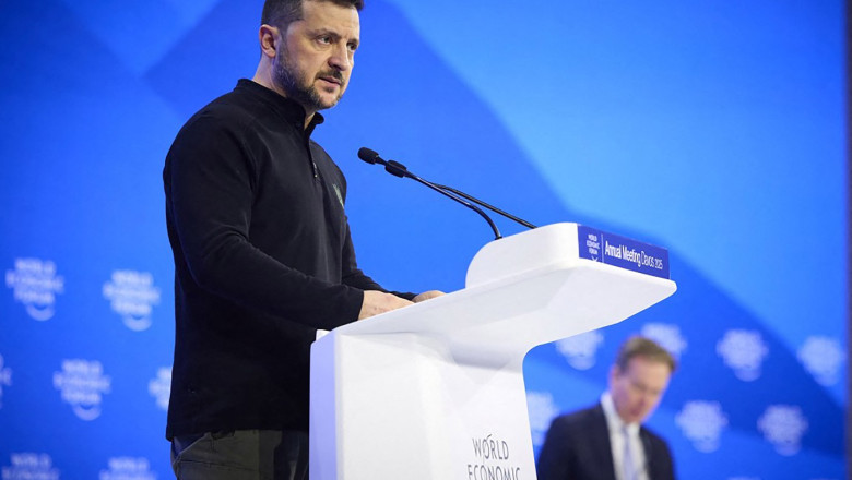 Zelenski: Putin va cere o reducere a armatei ucrainene de cinci ori, nu vom permite ca acest lucru sa se intample Imagine