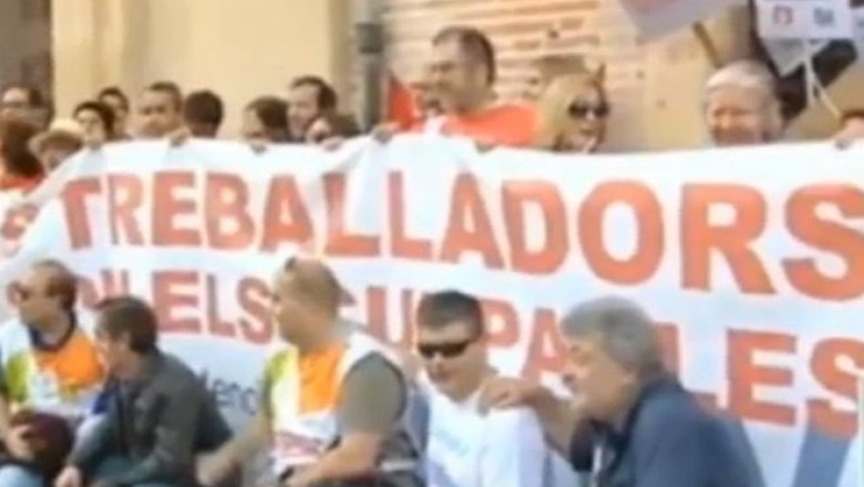 Ziaristii televiziunii locale din Valencia au protestat fata de inchiderea postului Imagine