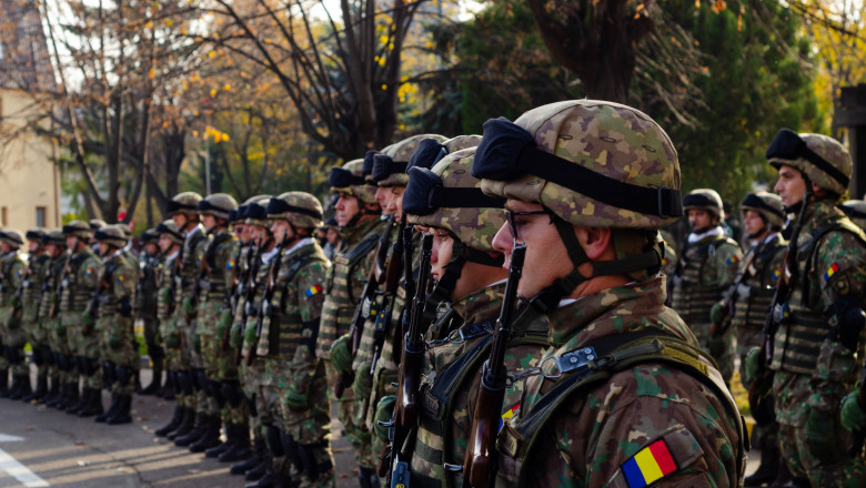 Ziua Armatei Romane este sarbatorita astazi, pe 25 octombrie. Ce evenimente sunt organizate in Bucuresti si in tara Imagine