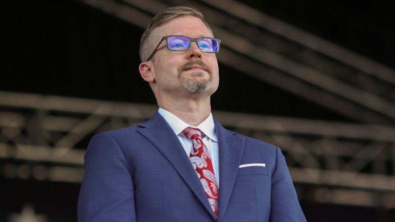 Ziua Limbii Romane, sarbatorita de diplomatii straini cu expresiile lor preferate: de la „a vinde gogosi” la „cu burta pe carte” Imagine