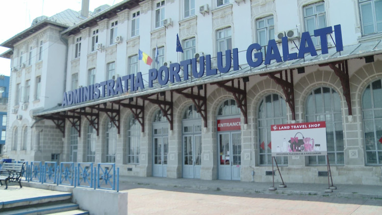 Ziua Marinei, la Palatul Navigatiei. Gropile de pe Faleza au schimbat traditionala locatie  Imagine