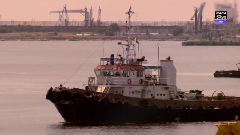 Ziua Nationala, sarbatorita de marinarii militari Imagine